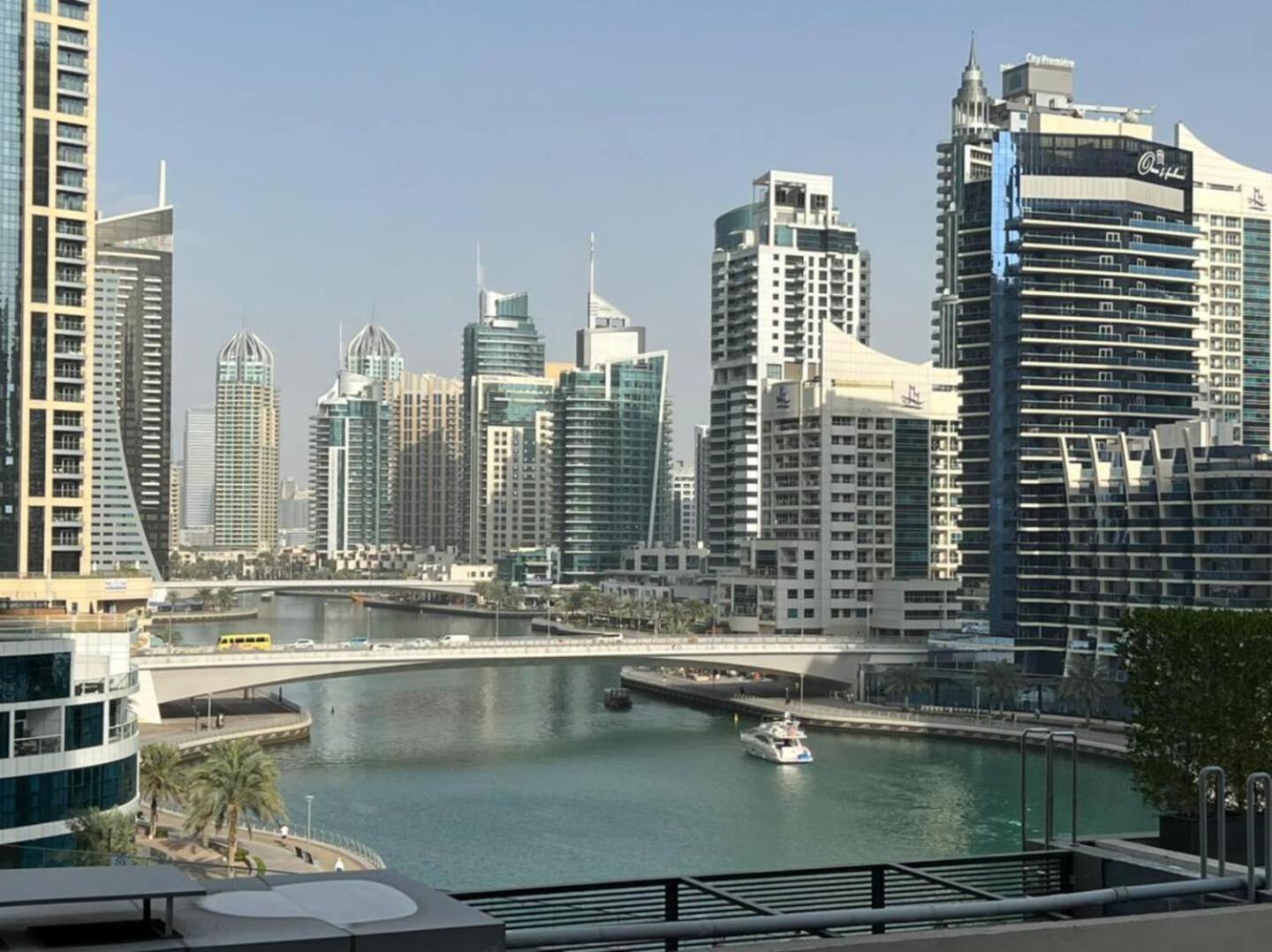 Luxurious 1 Bedroom Apartment In The Dubai Marina! المظهر الخارجي الصورة
