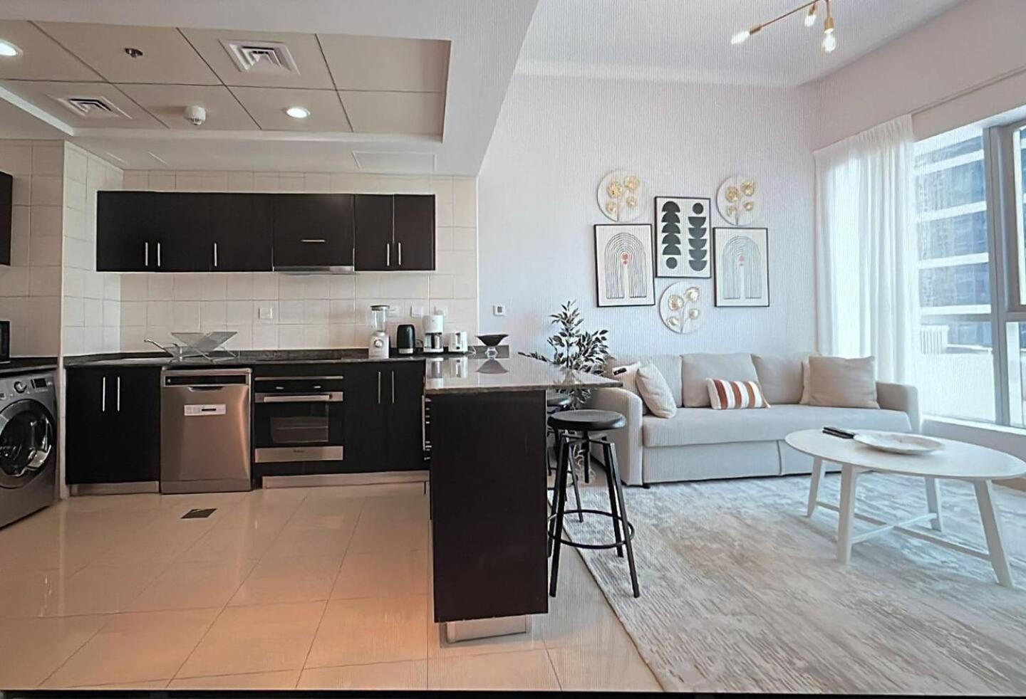Luxurious 1 Bedroom Apartment In The Dubai Marina! المظهر الخارجي الصورة